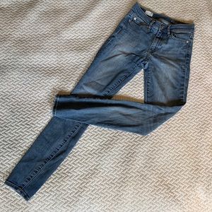 Gap True Skinny Jeans